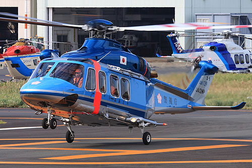 Hélicoptère AW139 JA12MP de la Police japonaise