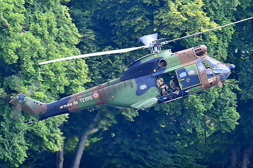 Hélicoptère SA330 Puma de l'Armée de Terre (ALAT)