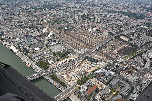 Hélicoptères de l'Armée de Terre (ALAT) au-dessus de Paris