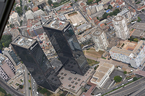 Hélicoptères de l'Armée de Terre (ALAT) au-dessus de Paris