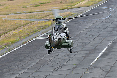 Hélicoptère AS532 Cougar rénové de l'Armée de Terre (ALAT)