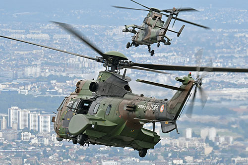 Hélicoptère AS532 Cougar rénové de l'Armée de Terre (ALAT)