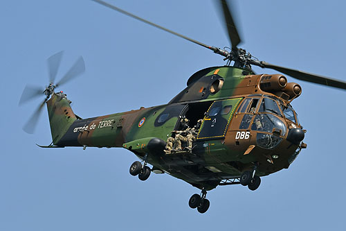 Hélicoptère SA330 Puma de l'ALAT