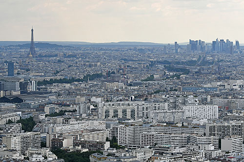 Au fond la Tour Eiffel et La Défense