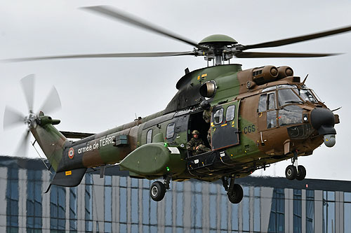 Hélicoptère AS532 Cougar rénové de l'Armée de Terre (ALAT)