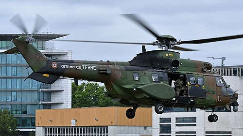 Hélicoptère AS532 Cougar rénové de l'Armée de Terre (ALAT)