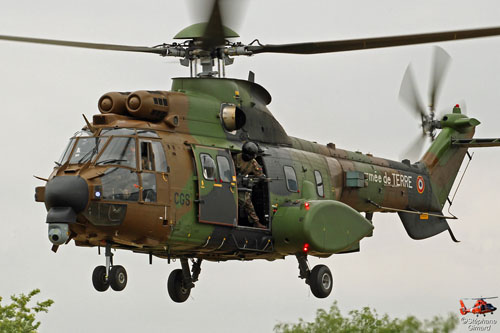 Hélicoptère AS532 Cougar rénové de l'Armée de Terre (ALAT)