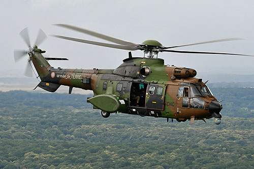 Hélicoptère AS532 Cougar ALAT