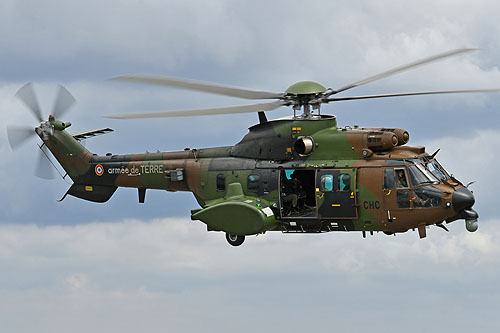 Hélicoptère AS532 Cougar ALAT