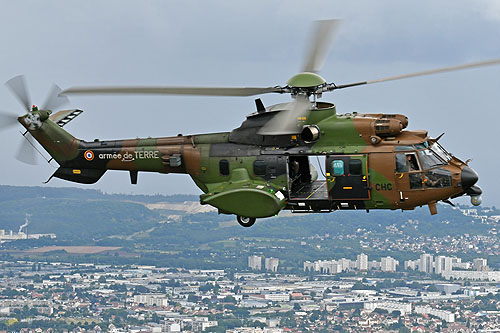 Hélicoptère AS532 Cougar ALAT