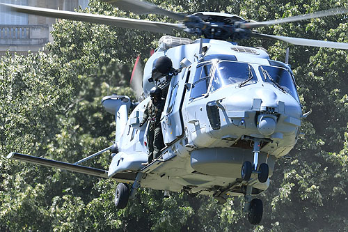 Hélicoptère NH90 Caïman de la Marine Nationale française