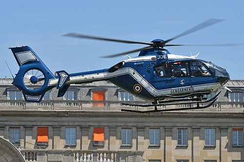 Hélicoptère EC135 JDE de la Gendarmerie Nationale