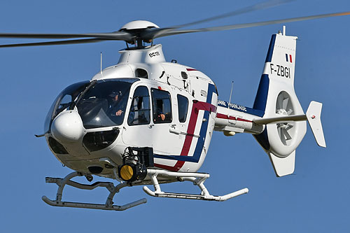 Hélicoptère EC135 F-ZBGI des Douanes françaises