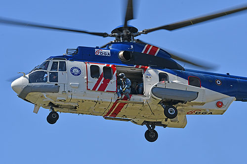 Hélicoptère H225 de la Direction Générale de l'Armement