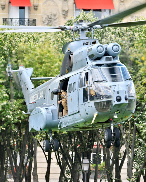 Hélicoptère SA330 Puma Armée Air France