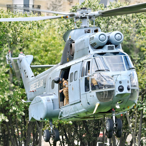Hélicoptère SA330 Puma Armée Air France
