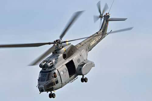 Hélicoptère SA330 Puma Armée Air France