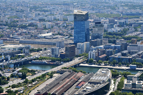 Les tours Duo se détachent dans le paysage de l’est parisien