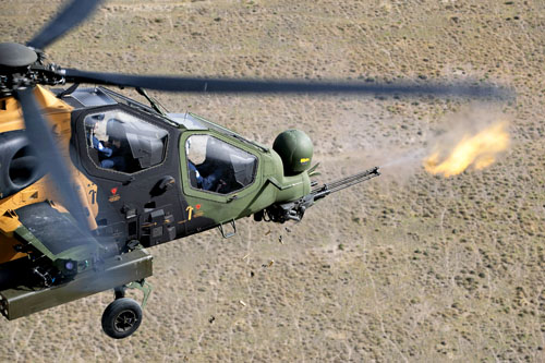 Tir au canon à partir d'un T129 ATAK
