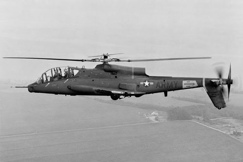 Le prototype n°2 (66-8827), premier appareil à avoir effectivement volé le 21 septembre 1967