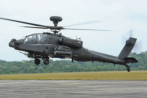 Hélicoptère AH64D Apache de l'armée de Singapour