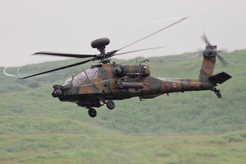 Hélicoptère d'attaque AH64 Apache de l'Armée japonaise (JGSDF)