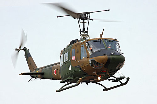 Hélicoptère UH1 Huey JGSDF