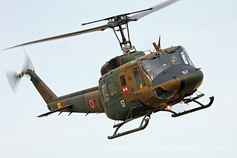 Hélicoptère UH1 Huey JGSDF