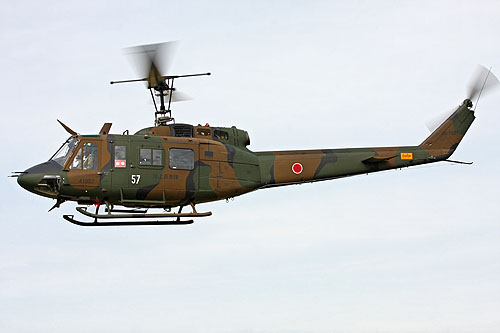 Hélicoptère UH1 Huey JGSDF