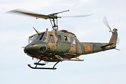 Hélicoptère UH1 Huey JGSDF