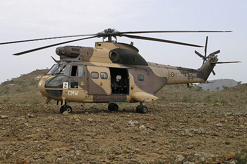 Hélicoptère SA330 Puma