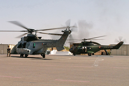 Hélicoptères Caracal et Puma ALAT au Tchad