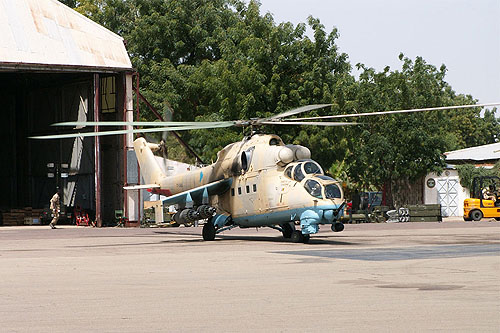 Hélicoptère MI24 Hind D tchadien