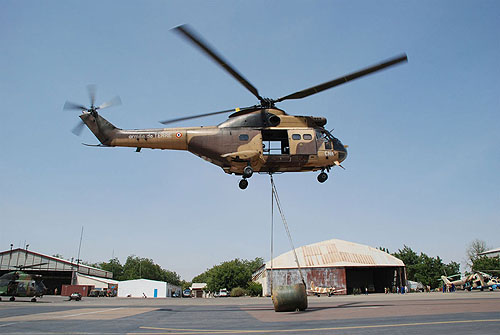 Hélicoptère Puma ALAT au Tchad