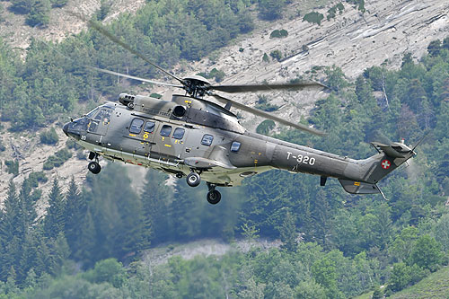 Hélicoptère AS332 M1 SuperPuma de l'armée suisse