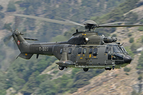 Hélicoptère AS332 M1 SuperPuma de l'armée suisse