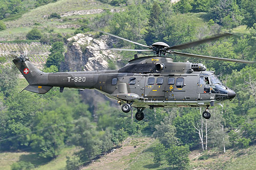 Hélicoptère AS332 M1 SuperPuma de l'armée suisse