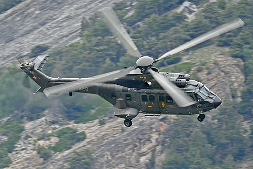 Hélicoptère AS332 M1 SuperPuma de l'armée suisse