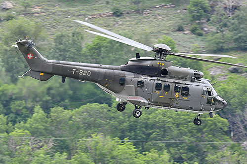 Hélicoptère AS332 M1 SuperPuma de l'armée suisse