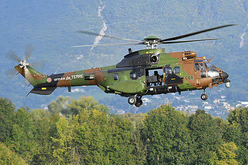 Hélicoptère AS532 Cougar ALAT