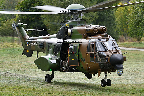 Hélicoptère AS532 Cougar ALAT