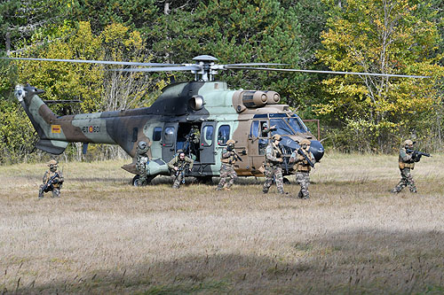 Hélicoptère AS532 Cougar ET601 FAMET