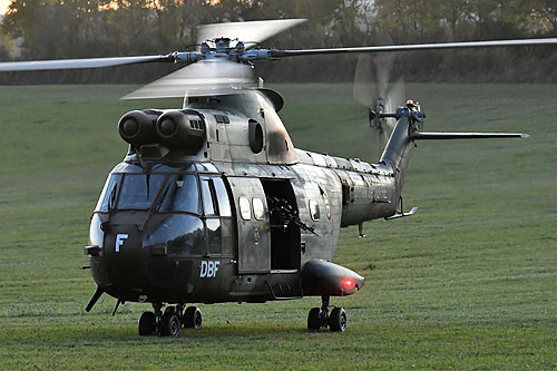 Hélicoptère SA330 Puma ALAT