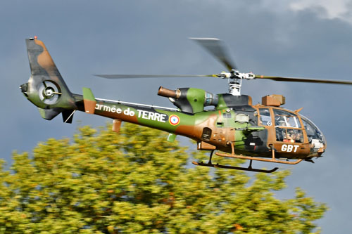 Hélicoptère Gazelle Gatling de l'Armée de Terre française (ALAT)