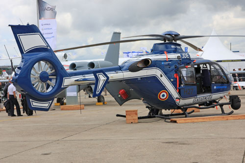 Hélicoptère EC135