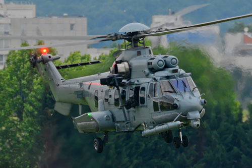 Hélicoptère EC725 Caracal de l'Armée de l'Air