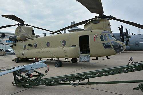 Hélicoptère CH47F Chinook US Army