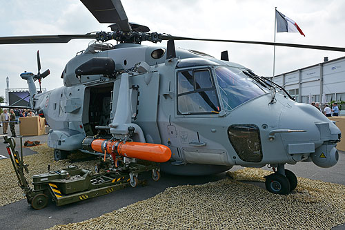 Hélicoptère NH90 NFH Marine