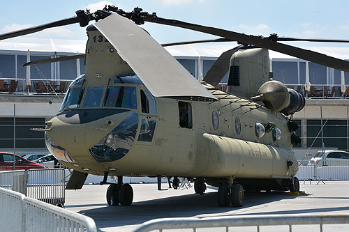 Hélicoptère de transport lourd CH47F Chinook de l'US Army