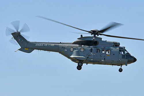 Hélicoptère SuperPuma FZ de l'Armée de l'Air